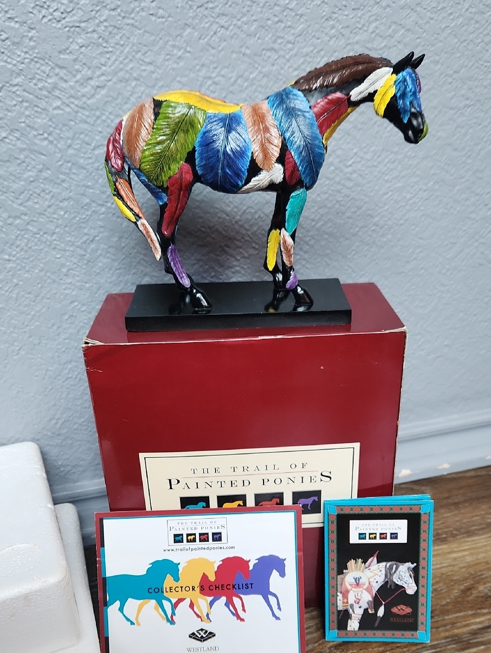 NIB The Trail Of Painted Ponies Horse Feathers